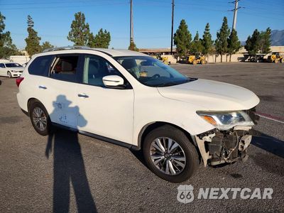 Czwarte zdjęcie samochodu z boku: 2018 NISSAN PATHFINDER SV VIN:5N1DR2MN3JC608065 - miniatura