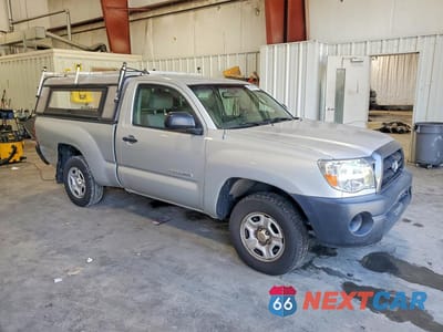Czwarte zdjęcie samochodu z boku: 2005 TOYOTA TACOMA BASE VIN:5TENX22N85Z100683 - miniatura