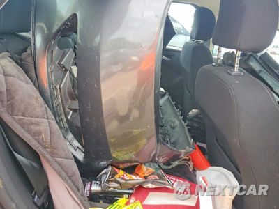 Zdjęcie 10 z 12 samochodu: 2015 FORD FOCUS SE VIN:1FADP3F2XFL347131 - miniatura