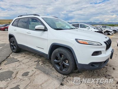 Czwarte zdjęcie samochodu z boku: 2015 JEEP CHEROKEE LATITUDE VIN:1C4PJMCS5FW792989 - miniatura