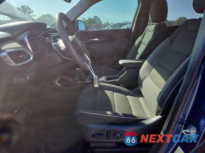 Zdjęcie 7 z 13 samochodu: 2021 CHEVROLET TRAILBLAZER LT VIN:KL79MPSL1MB068388 - miniatura