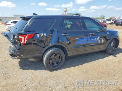 Trzecie zdjęcie samochodu z tyłu: 2017 FORD EXPLORER POLICE INTERCEPTOR VIN:1FM5K8AR1HGB15507 - miniatura