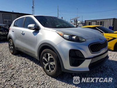 Czwarte zdjęcie samochodu z boku: 2020 KIA SPORTAGE LX VIN:KNDPM3AC0L7717104 - miniatura