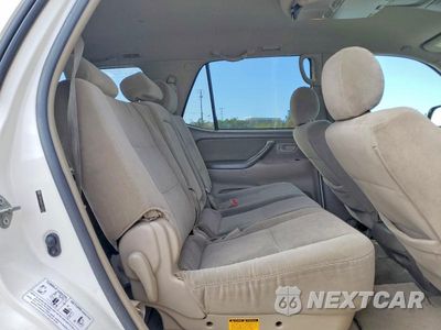 Zdjęcie 11 z 14 samochodu: 2005 TOYOTA SEQUOIA SR5 VIN:5TDBT44A65S256559 - miniatura