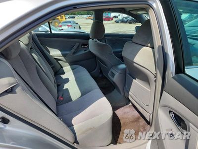 Zdjęcie 10 z 12 samochodu: 2011 TOYOTA CAMRY LE VIN:4T1BF3EK3BU627995 - miniatura