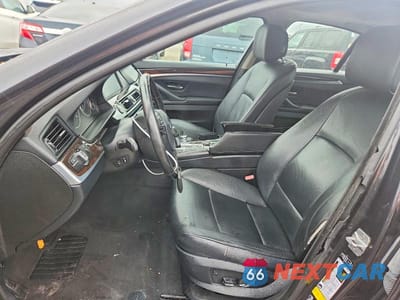 Zdjęcie 7 z 12 samochodu: 2013 BMW 528 XI VIN:WBAXH5C50DD110294 - miniatura