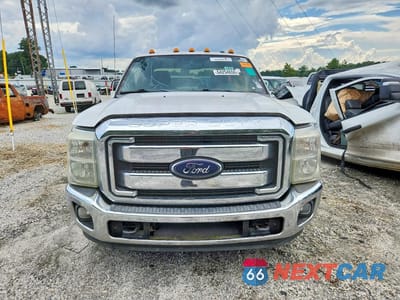 Piąte zdjęcie samochodu w środku: 2016 FORD F350 SUPER DUTY VIN:1FT8X3CT2GEA87208 - miniatura