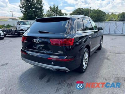 Trzecie zdjęcie samochodu z tyłu: 2017 AUDI Q7 PREMIUM VIN:WA1AAAF70HD019576 - miniatura