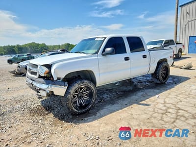 2005 CHEVROLET SILVERADO K1500 2GCEK13T051347920 - główne zdjęcie licytacji z USA - miniatura
