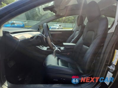 Zdjęcie 7 z 12 samochodu: 2023 TESLA MODEL 3 VIN:5YJ3E1EA9PF453129 - miniatura