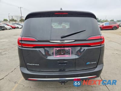 Zdjęcie 6 z 13 samochodu: 2023 CHRYSLER PACIFICA HYBRID TOURING L VIN:2C4RC1L75PR626219 - miniatura