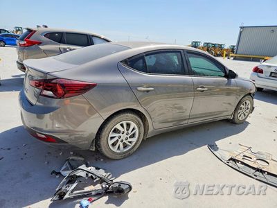 Trzecie zdjęcie samochodu z tyłu: 2020 HYUNDAI ELANTRA SE VIN:KMHD74LF1LU919177 - miniatura