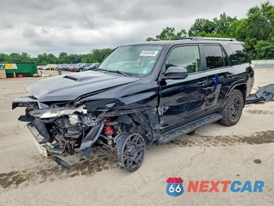 2015 TOYOTA 4RUNNER TRD PRO JTEBU5JR1F5249499 - główne zdjęcie licytacji z USA - miniatura
