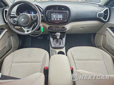 Zdjęcie 8 z 12 samochodu: 2020 KIA SOUL LX VIN:KNDJ23AU1L7120273 - miniatura