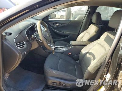 Zdjęcie 7 z 13 samochodu: 2017 CHEVROLET MALIBU LT VIN:1G1ZE5ST2HF112622 - miniatura