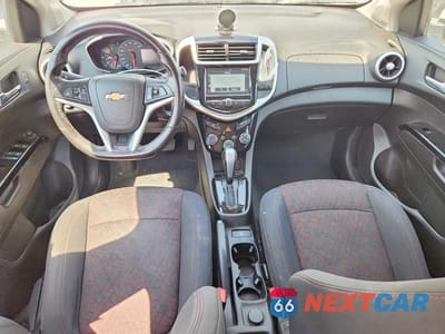 Zdjęcie 8 z 12 samochodu: 2017 CHEVROLET SONIC LT VIN:1G1JD6SB0H4153601 - miniatura