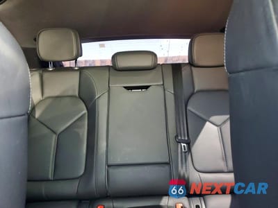Zdjęcie 10 z 13 samochodu: 2021 PORSCHE MACAN VIN:WP1AA2A56MLB03773 - miniatura
