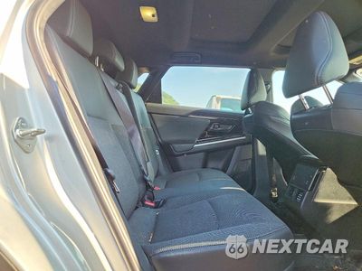 Zdjęcie 10 z 12 samochodu: 2024 TOYOTA BZ4X XLE VIN:JTMABACA4RA059441 - miniatura