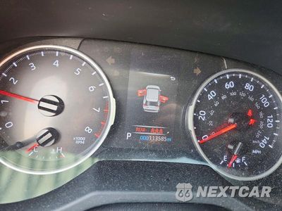 Zdjęcie 9 z 13 samochodu: 2019 TOYOTA RAV4 LE VIN:JTMF1RFVXKD040483 - miniatura