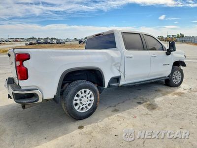 Trzecie zdjęcie samochodu z tyłu: 2021 CHEVROLET SILVERADO K2500 HEAVY DUTY LT VIN:1GC1YNEY4MF261983 - miniatura