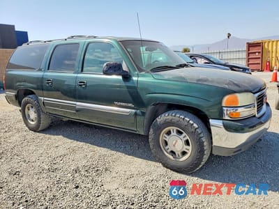 Czwarte zdjęcie samochodu z boku: 2001 GMC YUKON XL K1500 VIN:3GKFK16TX1G190046 - miniatura