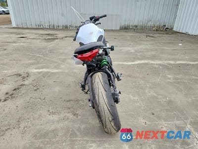 Czwarte zdjęcie samochodu z boku: 2015 KAWASAKI EX650 F VIN:JKAEXEF16FDA22680 - miniatura
