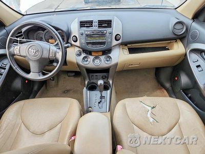 Zdjęcie 8 z 13 samochodu: 2010 TOYOTA RAV4 LIMITED VIN:JTMYF4DV3A5022609 - miniatura