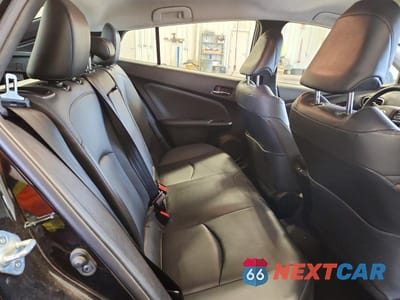 Zdjęcie 10 z 12 samochodu: 2020 TOYOTA PRIUS XLE AWD-E VIN:JTDL9RFU0L3014680 - miniatura
