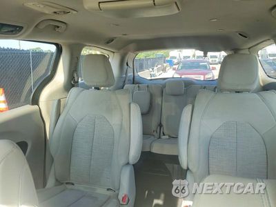 Zdjęcie 10 z 13 samochodu: 2018 CHRYSLER PACIFICA HYBRID TOURING PLUS VIN:2C4RC1H77JR163631 - miniatura