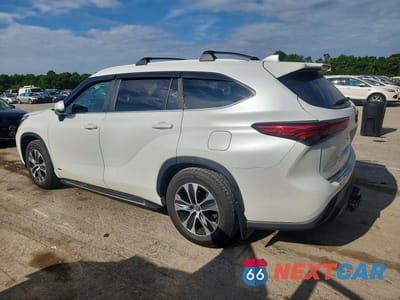 Drugie zdjęcie samochodu z przodu: 2023 TOYOTA HIGHLANDER HYBRID XLE VIN:5TDKBRCH6PS576577 - miniatura
