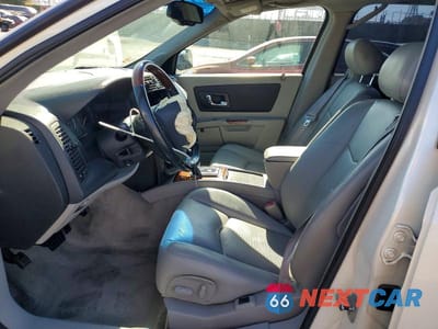 Zdjęcie 7 z 13 samochodu: 2004 CADILLAC SRX VIN:1GYEE637440179484 - miniatura