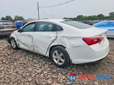 Drugie zdjęcie samochodu z przodu: 2019 CHEVROLET MALIBU LS VIN:1G1ZB5ST2KF185117 - miniatura