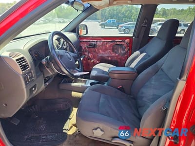 Zdjęcie 7 z 12 samochodu: 2004 CHEVROLET COLORADO VIN:1GCCS136148125139 - miniatura