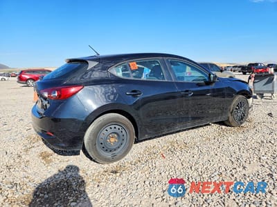 Trzecie zdjęcie samochodu z tyłu: 2018 MAZDA 3 SPORT VIN:JM1BN1K78J1166062 - miniatura