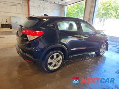Trzecie zdjęcie samochodu z tyłu: 2022 HONDA HR-V LX VIN:3CZRU6H33NM711803 - miniatura