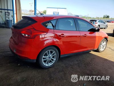 Trzecie zdjęcie samochodu z tyłu: 2016 FORD FOCUS SE VIN:1FADP3K22GL230456 - miniatura