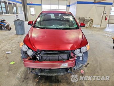 Piąte zdjęcie samochodu w środku: 2013 CHEVROLET SONIC LT VIN:1G1JC6SG6D4121390 - miniatura