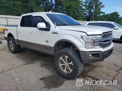Czwarte zdjęcie samochodu z boku: 2018 FORD F150 SUPERCREW VIN:1FTEW1EG1JFE01975 - miniatura