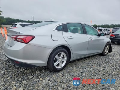 Trzecie zdjęcie samochodu z tyłu: 2022 CHEVROLET MALIBU LT VIN:1G1ZD5ST5NF142244 - miniatura