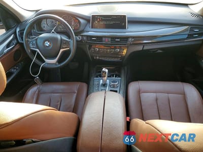 Zdjęcie 8 z 13 samochodu: 2014 BMW X5 XDRIVE35I VIN:5UXKR0C51E0H24052 - miniatura