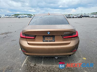 Zdjęcie 6 z 12 samochodu: 2019 BMW 330I VIN:WBA5R1C54KAK11298 - miniatura