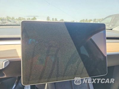 Zdjęcie 9 z 12 samochodu: 2023 TESLA MODEL Y VIN:7SAYGDEF7PF874976 - miniatura