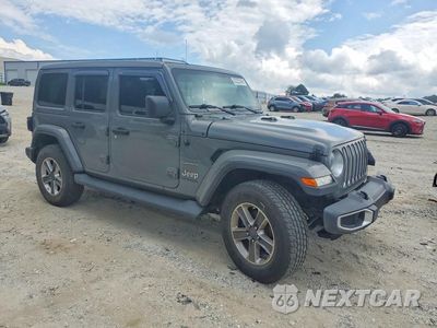 Czwarte zdjęcie samochodu z boku: 2020 JEEP WRANGLER UNLIMITED SAHARA VIN:1C4HJXEN7LW264105 - miniatura