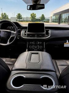 Zdjęcie 9 z 10 samochodu: 2021 CHEVROLET SUBURBAN K1500 RST VIN:1GNSKEKT5MR466443 - miniatura