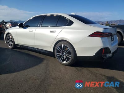 Drugie zdjęcie samochodu z przodu: 2024 BMW 530 I VIN:WBA43FJ05RCS99097 - miniatura