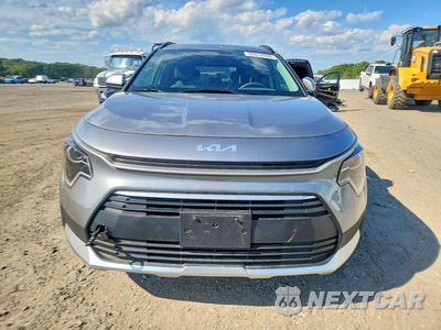 Piąte zdjęcie samochodu w środku: 2025 KIA NIRO LX VIN:KNDCP3LE4S5256598 - miniatura