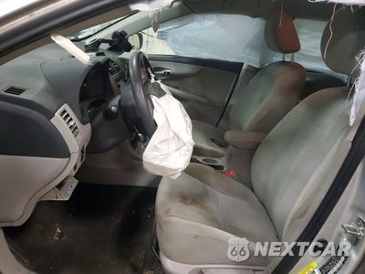 Zdjęcie 7 z 12 samochodu: 2013 TOYOTA COROLLA LE VIN:2T1BU4EEXDC003203 - miniatura