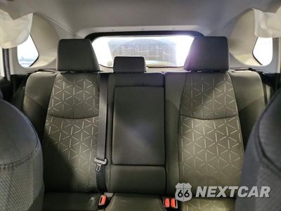 Zdjęcie 10 z 13 samochodu: 2022 TOYOTA RAV4 XLE VIN:2T3P1RFV6NW255869 - miniatura