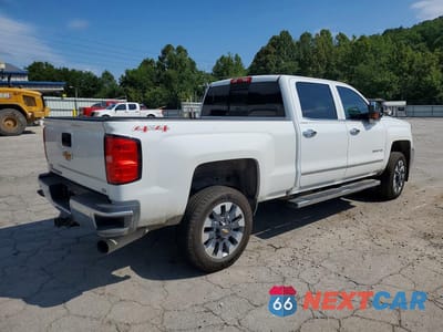 Trzecie zdjęcie samochodu z tyłu: 2017 CHEVROLET SILVERADO K2500 HEAVY DUTY LTZ VIN:1GC1KWEY8HF163262 - miniatura