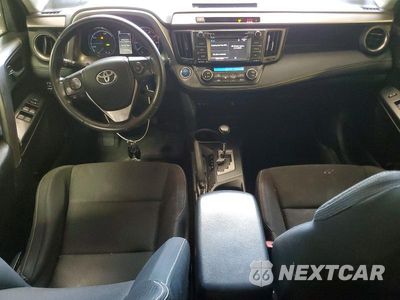 Zdjęcie 8 z 13 samochodu: 2017 TOYOTA RAV4 HYBRID XLE VIN:JTMRJREV9HD095790 - miniatura